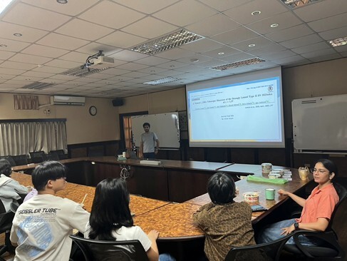 1151028天文所學生自主成長社群合照