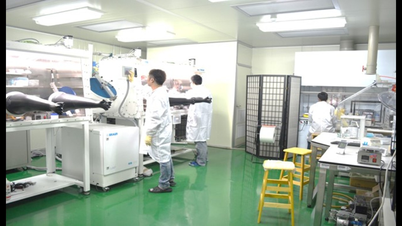 光驅動電池模組整體研究設備_2